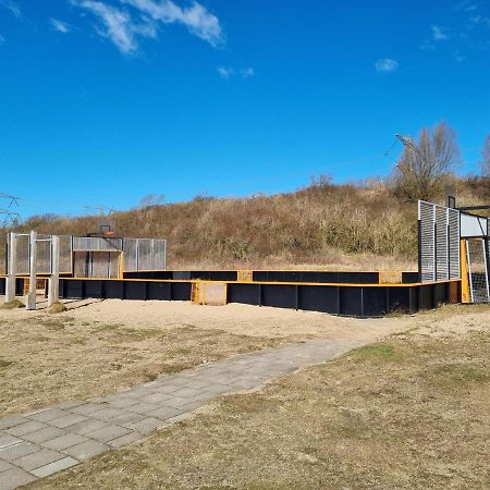 Beach Lodges Oostvoorne Exterior photo